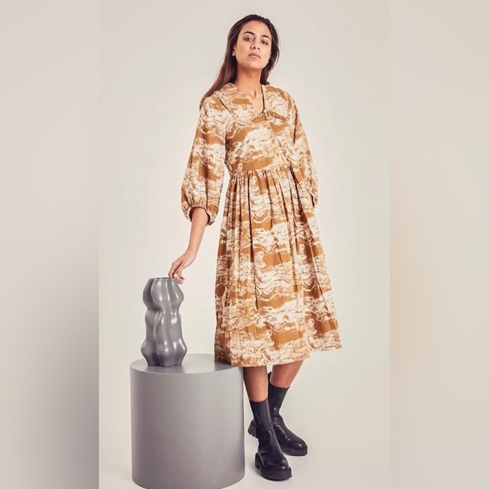 ICHI Chic Women's Midi Dress in Tan and Cream